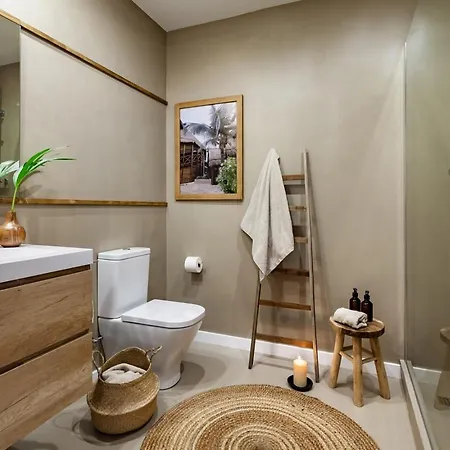 Timor - 2 Bedrooms And Balcony In Eixample Dreta *