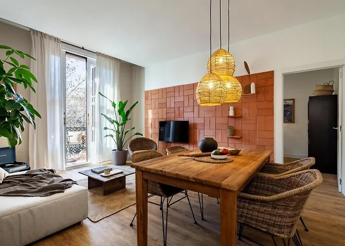 Timor - 2 Bedrooms And Balcony In Eixample Dreta Апартаменты Барселона