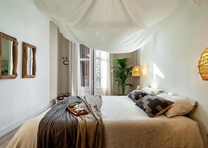 Timor - 2 Bedrooms And Balcony In Eixample Dreta Апартаменты